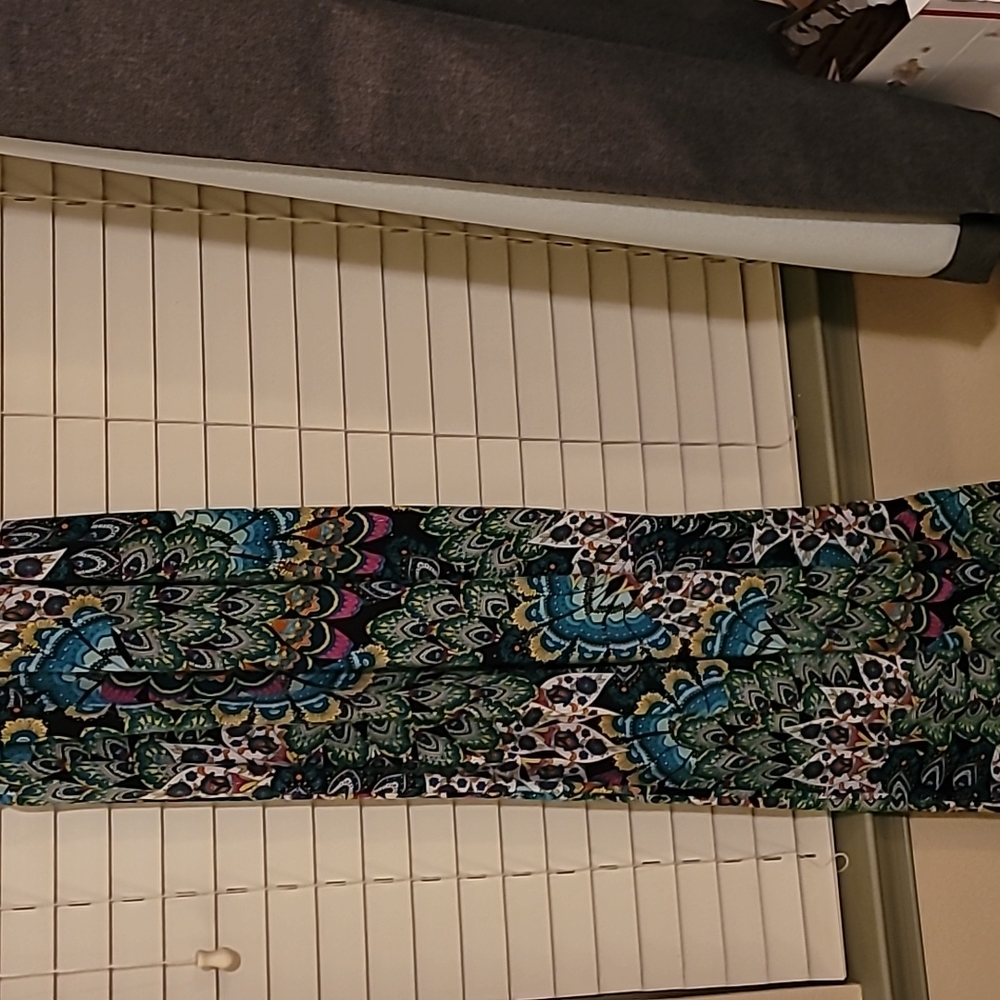 Dress - Picture 2 of 6